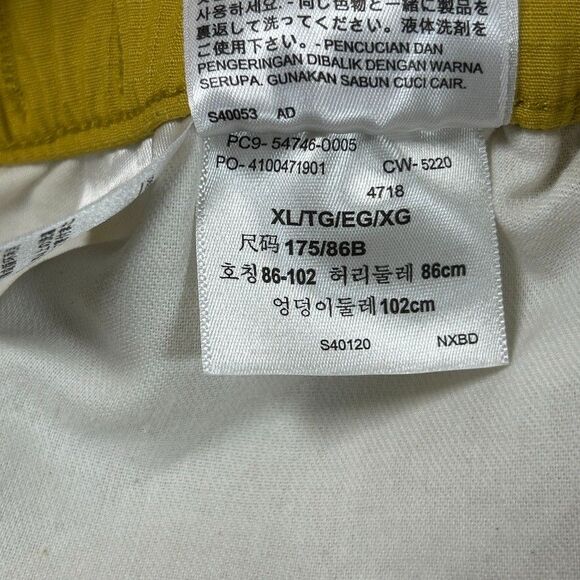 Levis Shorts Men's Extra Large Yellow Ripstop Belted Utility Zip Pocket - Picture 11 of 11